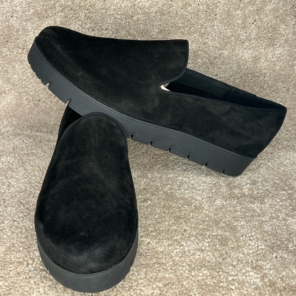 Easy spirit Black Suede Slip-On Loafers size 11 new